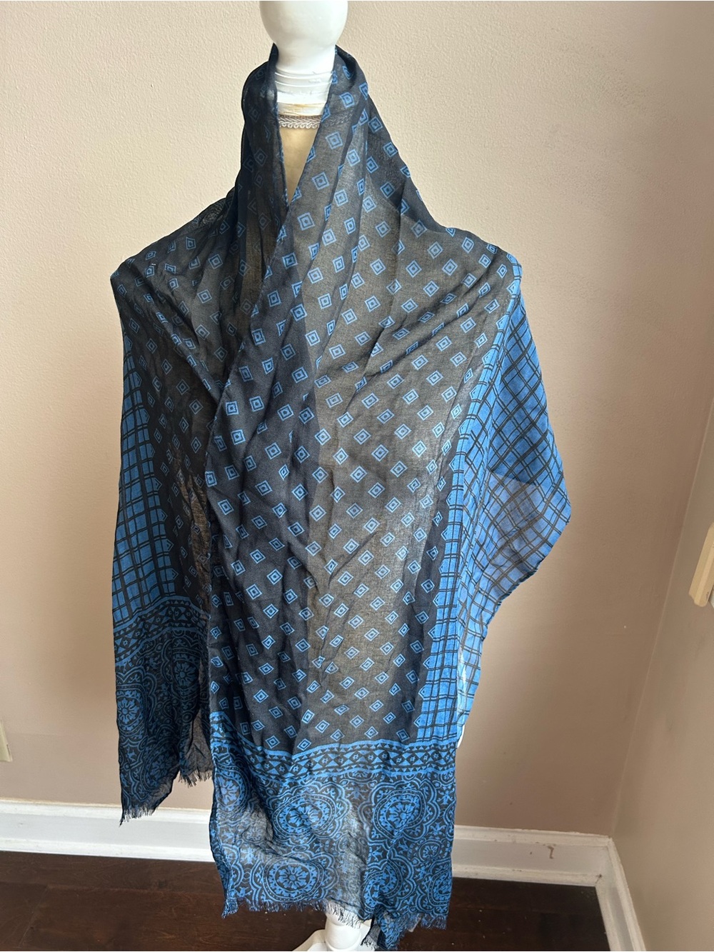 Rue 21 Womens Scarf Blue Floral Plaid Print New 5000-3102